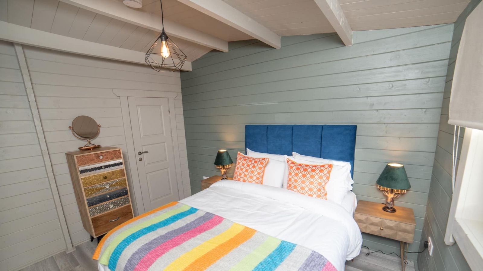 springfort cabin bedroom
